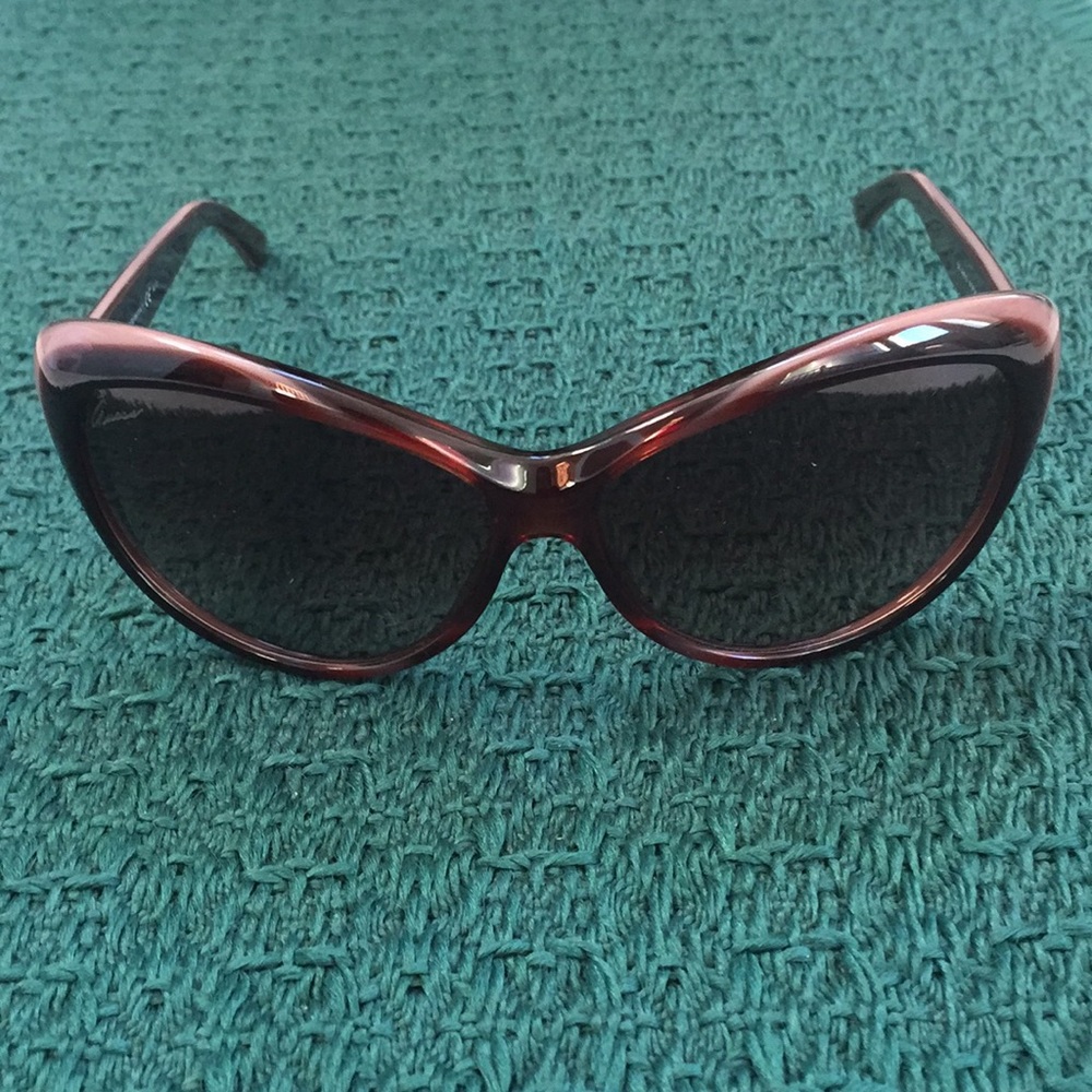 Gucci Sunglasses - Picture 5 of 8
